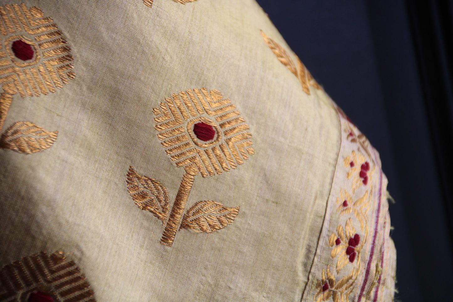 Gold on gold Mulberry Silk Mekhela Chadar with hint of maroon mina