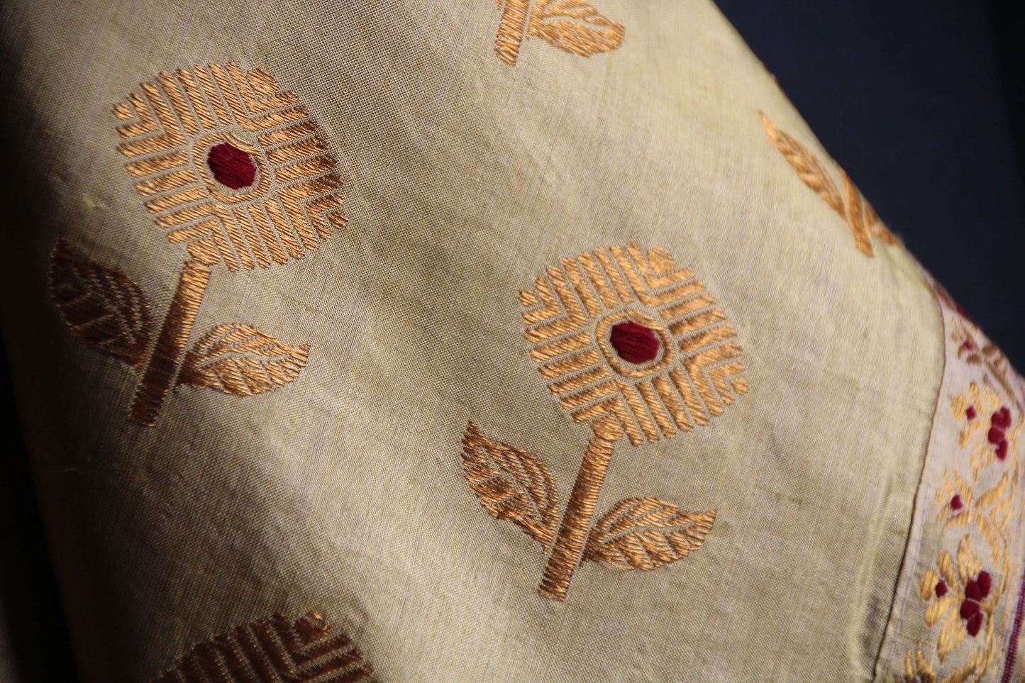 Gold on gold Mulberry Silk Mekhela Chadar with hint of maroon mina